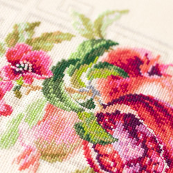Cross stitch kit  Pomegranate 18 x 25 cm 100-212