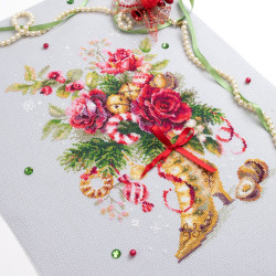 Cross stitch kit  Christmas Surprise 17 x 27 cm 100-270