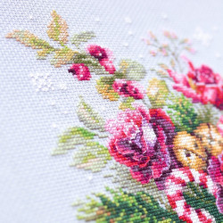 Cross stitch kit  Christmas Surprise 17 x 27 cm 100-270