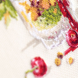 Cross stitch kit  Cherry Dessert 17 x 17 cm 120-081
