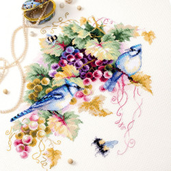Cross stitch kit  Blue Jay and Grapes 25 x 35 cm 130-022