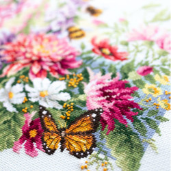 Cross stitch kit  Singing robins 31 x 40 cm 130-032