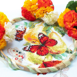 Cross stitch kit  Butterflies and Pears 21 x 27 cm 130-051