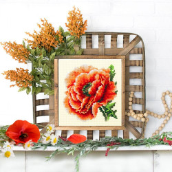 Cross stitch kit  Poppy 11 x 11 cm 150-012