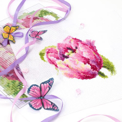 Cross stitch kit  Pink Tulip 11 x 11 cm 150-013