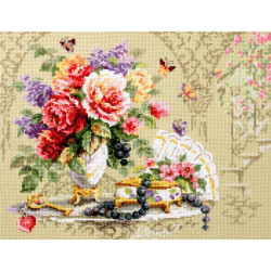 Cross stitch kit  Flirty Time 35 x 25 cm 210-205