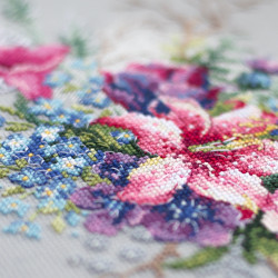 Cross stitch kit  Tulips and Lily 18 x 26 cm 210-302