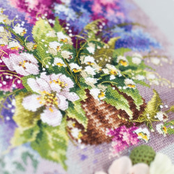 Cross stitch kit  Lilies of the Valley and Lilac 28 x 23 cm 210-305