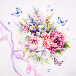 Cross stitch kit  Bouquet with Peonies 19 x 26 cm 210-310 MN-210-310