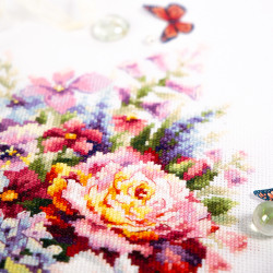 Cross stitch kit  Summer Flowers 19 x 26 cm 210-311