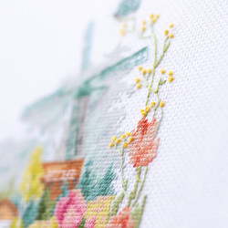 Cross stitch kit  Tulips of Holland 18 x 29 cm 210-350