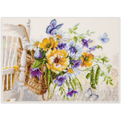 Cross stitch kit  Summer Basket 38 x 28 cm 210-502