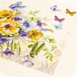 Cross stitch kit  Summer Basket 38 x 28 cm 210-502