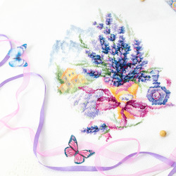 Cross stitch kit  Mountain Lavender 15 x 21 cm 219-378