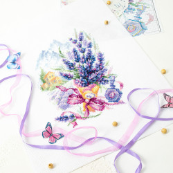 Cross stitch kit  Mountain Lavender 15 x 21 cm 219-378