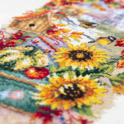 Cross stitch kit  Autumn Story 17 x 27 cm 250-734 MN-250-734