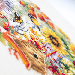 Cross stitch kit  Autumn Story 17 x 27 cm 250-734 MN-250-734