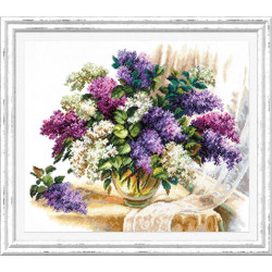 Cross stitch kit  The scent of lilacs 40 x 37 cm 40-64