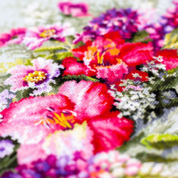 Cross stitch kit  Country Bouquet 40 x 25 cm 510-228