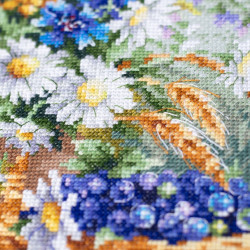 Cross stitch kit  On the Forest Glade 32 x 40 cm 510-230