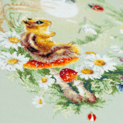Cross stitch kit  Meadow Stories. Chipmunk 26 x 26 cm 510-353