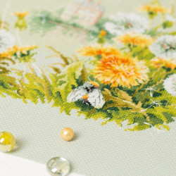 Cross stitch kit  Meadow Stories. Bumblebee 26 x 26 cm 510-354