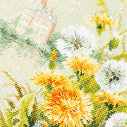Cross stitch kit  Meadow Stories. Bumblebee 26 x 26 cm 510-354