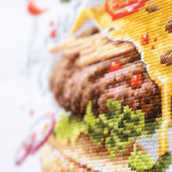 Cross stitch kit  Burger Lunch 19 x 22 cm 528-556
