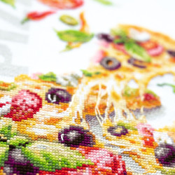 Cross stitch kit  Pizza 23 x 27 cm 528-557