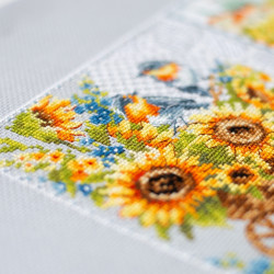 Cross stitch kit  Shine like a Sunflower! 26 x 26 cm 540-704