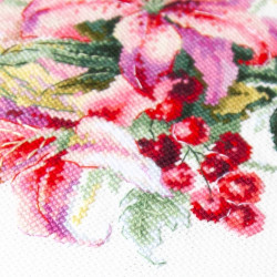 Cross stitch kit  Pink Lilies 18 x 18 cm 70-06