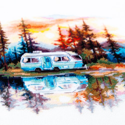 Cross stitch kit  Sunset at the Lake 18 x 18 cm 70-11