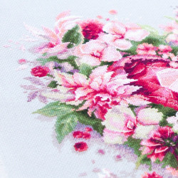Cross stitch kit  Blooming Heart 27 x 28 cm 70-15