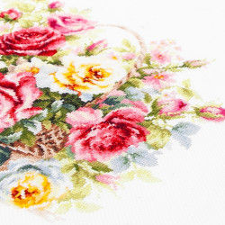 Cross stitch kit  Basket with Roses 40 x 26 cm 70-19
