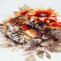 Cross stitch kit  Bengal Tiger 31 x 26 cm 70-21