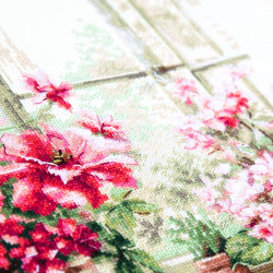 Cross stitch kit  Morning in Rosy Tones 28 x 28 cm 70-34