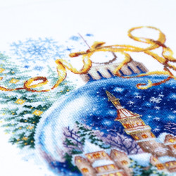 Cross stitch kit  Christmas Bauble 20 x 26 cm 70-37