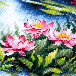 Cross stitch kit  The Water Lily Pond 26 x 26 cm 70-38