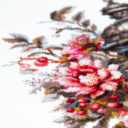 Cross stitch kit  Lantern in Bloom 26 x 26 cm 70-44
