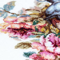 Cross stitch kit  Petals and Light 26 x 26 cm 70-45