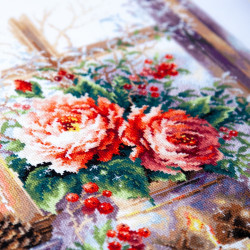 Cross stitch kit  The Luxury of Winter Evenings 40 x 40 cm 70-46
