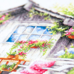 Cross stitch kit  Quiet Happiness 26 x 26 cm 70-47