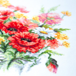 Cross stitch kit  Wildflowers 26 x 26 cm 70-58