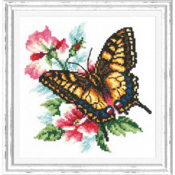Cross stitch kit  Swallowtail butterfly 17 x 18 cm 42-10