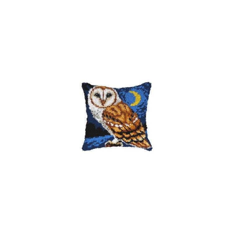 Latch-hook Cushion kit Owl SA4139