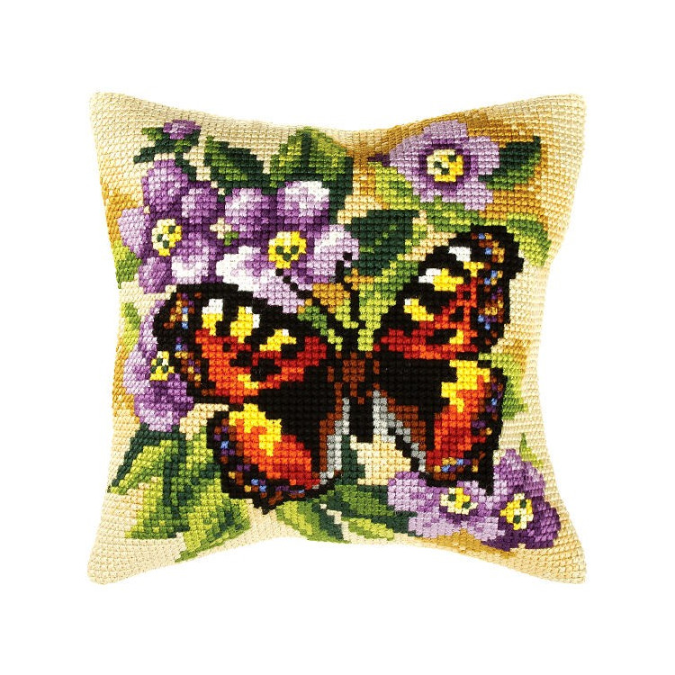 Cushion kit for embroidery SA9392